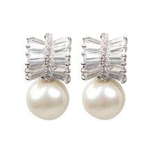 Load image into Gallery viewer, Deco Penn Pearl Diamontage ™ 3.36 Carats Earrings