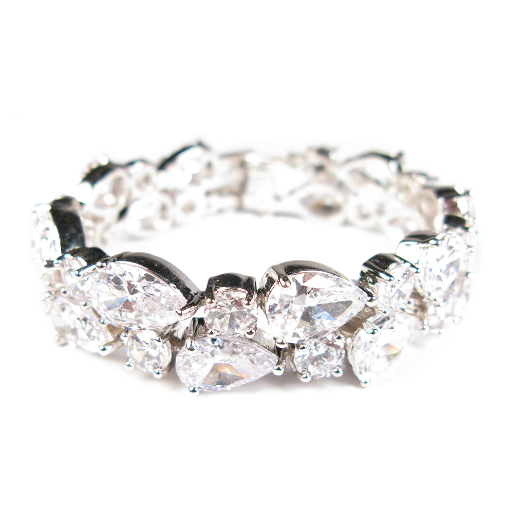 Silver Teardrop Diamontage™ 28.6 Carat Bracelet