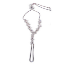 Load image into Gallery viewer, La Belle Romantique Diamontage™ 8.6 Carat Finger Bracelet