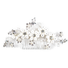 Load image into Gallery viewer, White Matrimony Bouquet Heirloom Head Comb