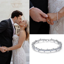 Load image into Gallery viewer, The Daring Duchess Round Trio Diamontage™ 7.5 Carat Bracelet