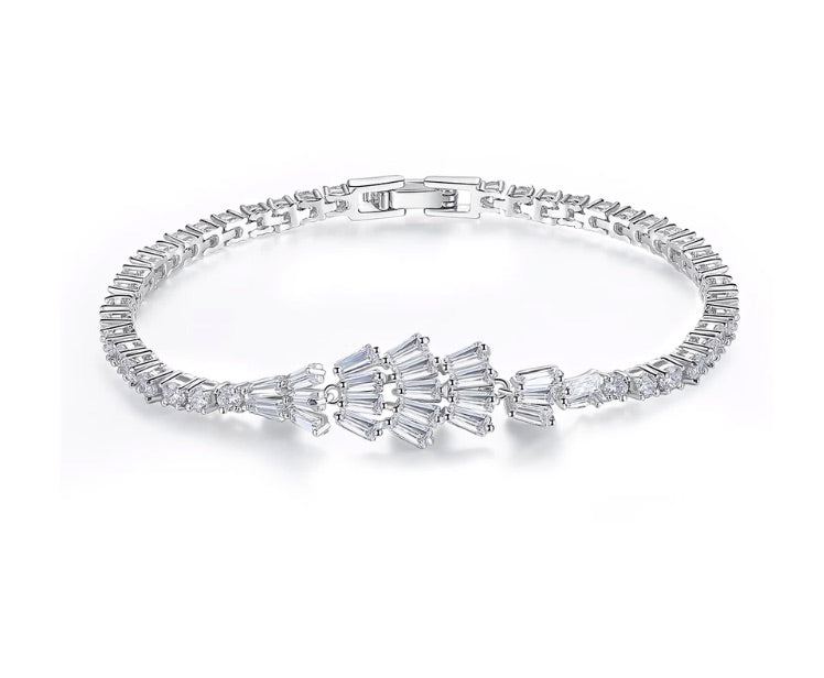 Delicate Tapered Baguette Embrace Diamontage™ 9.48 Carat Bracelet